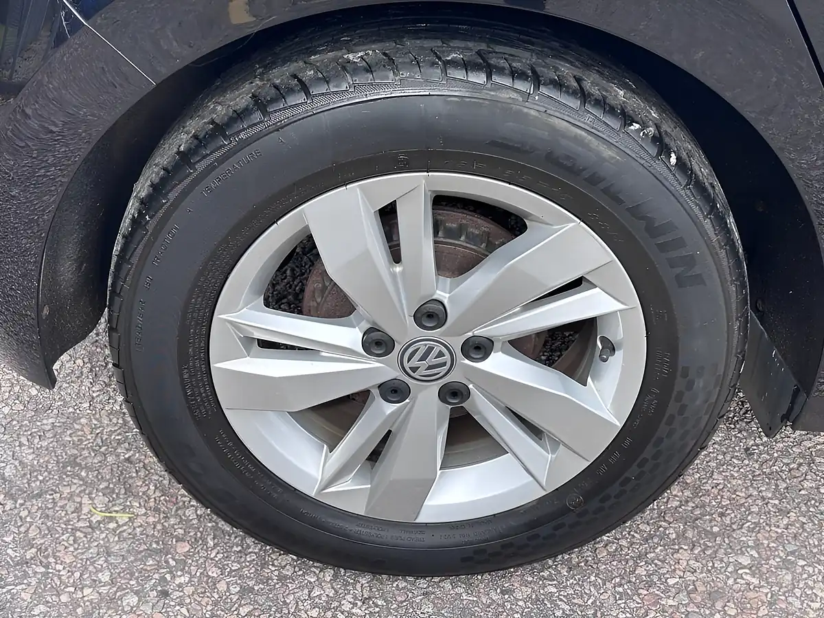 Used 2019 Volkswagen Polo Se Black - Interior and Exterior details 13