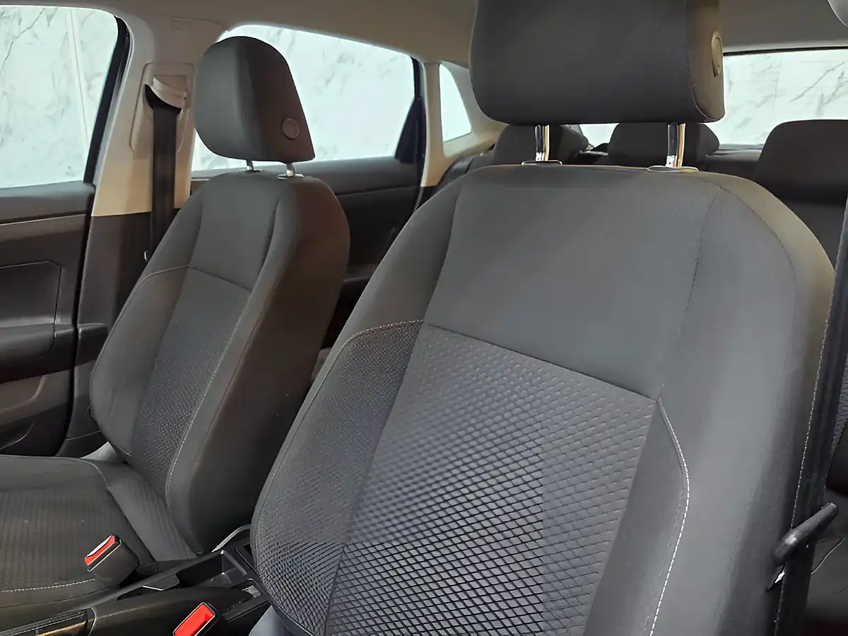Used 2019 Volkswagen Polo Se Black - Interior and Exterior details 13