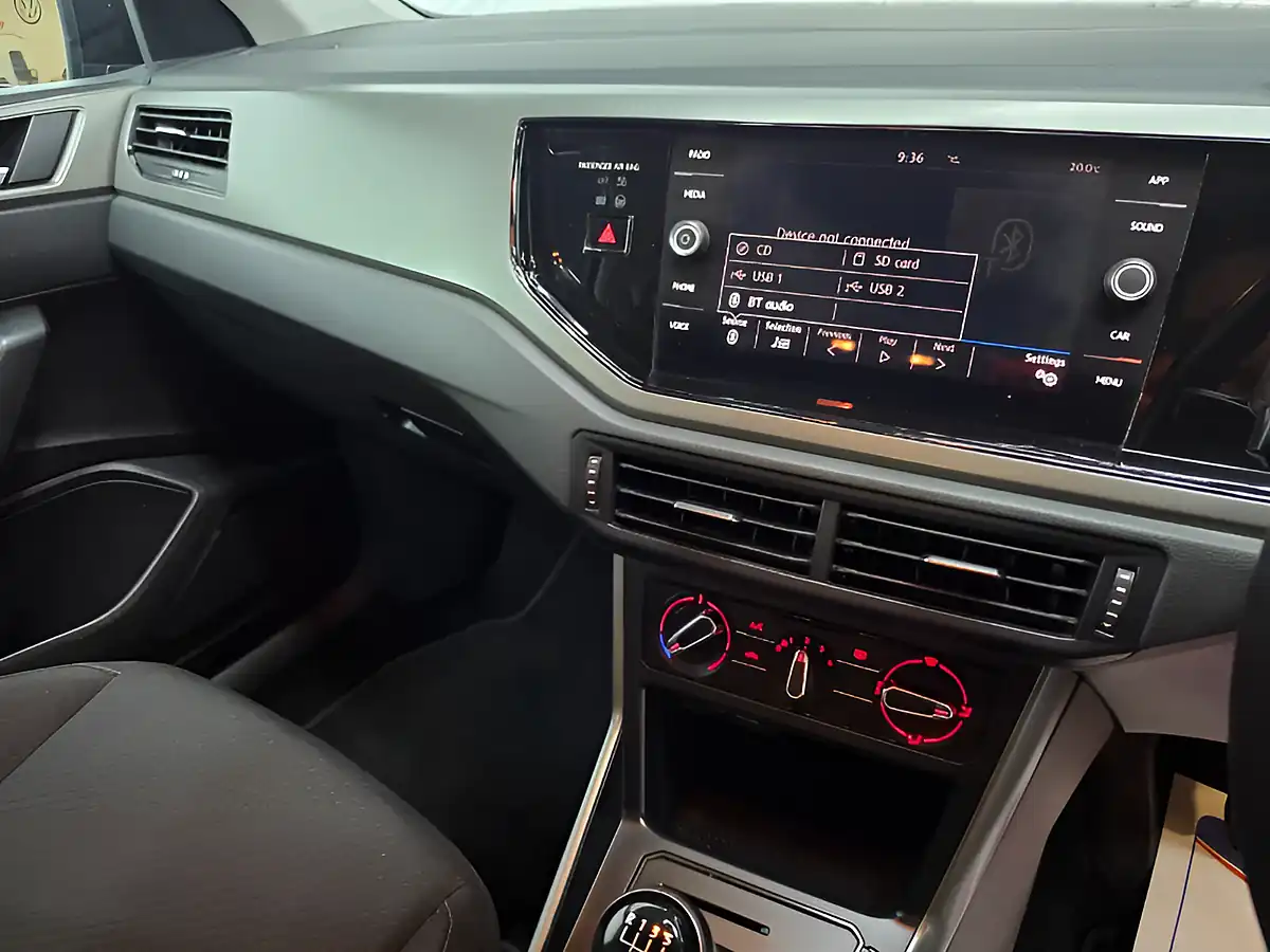 Used 2019 Volkswagen Polo Se Black - Interior and Exterior details 14