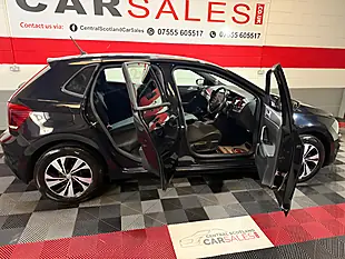 Used 2019 Volkswagen Polo Se Black - Interior and Exterior details 10