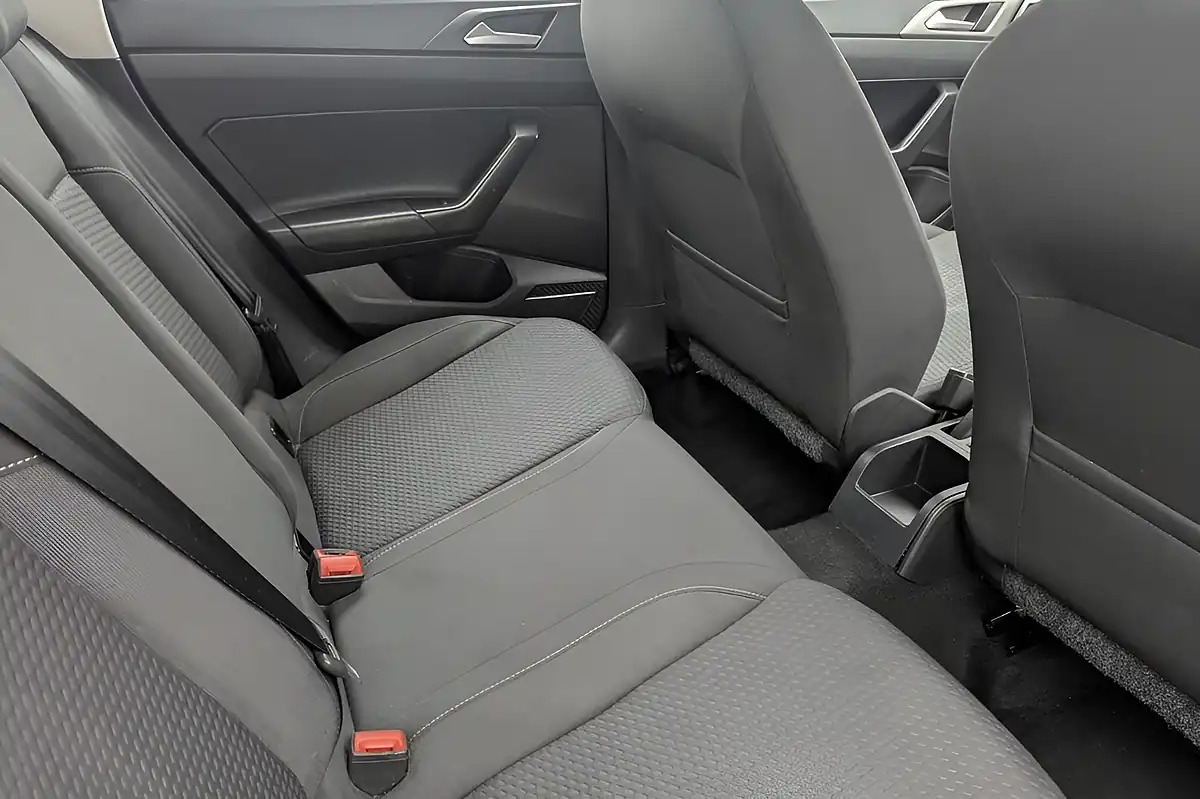 Used 2019 Volkswagen Polo Se Black - Interior and Exterior details 17