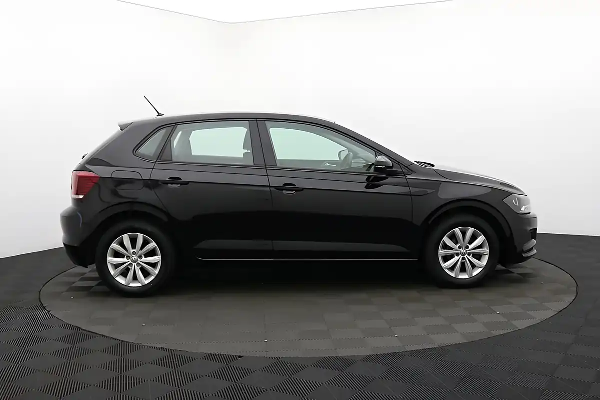 Used 2019 Volkswagen Polo Se Black - Interior and Exterior details 2
