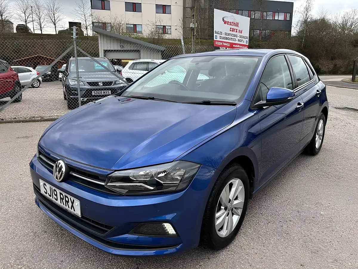 Used 2019 Volkswagen Polo Se Blue - Interior and Exterior details 14
