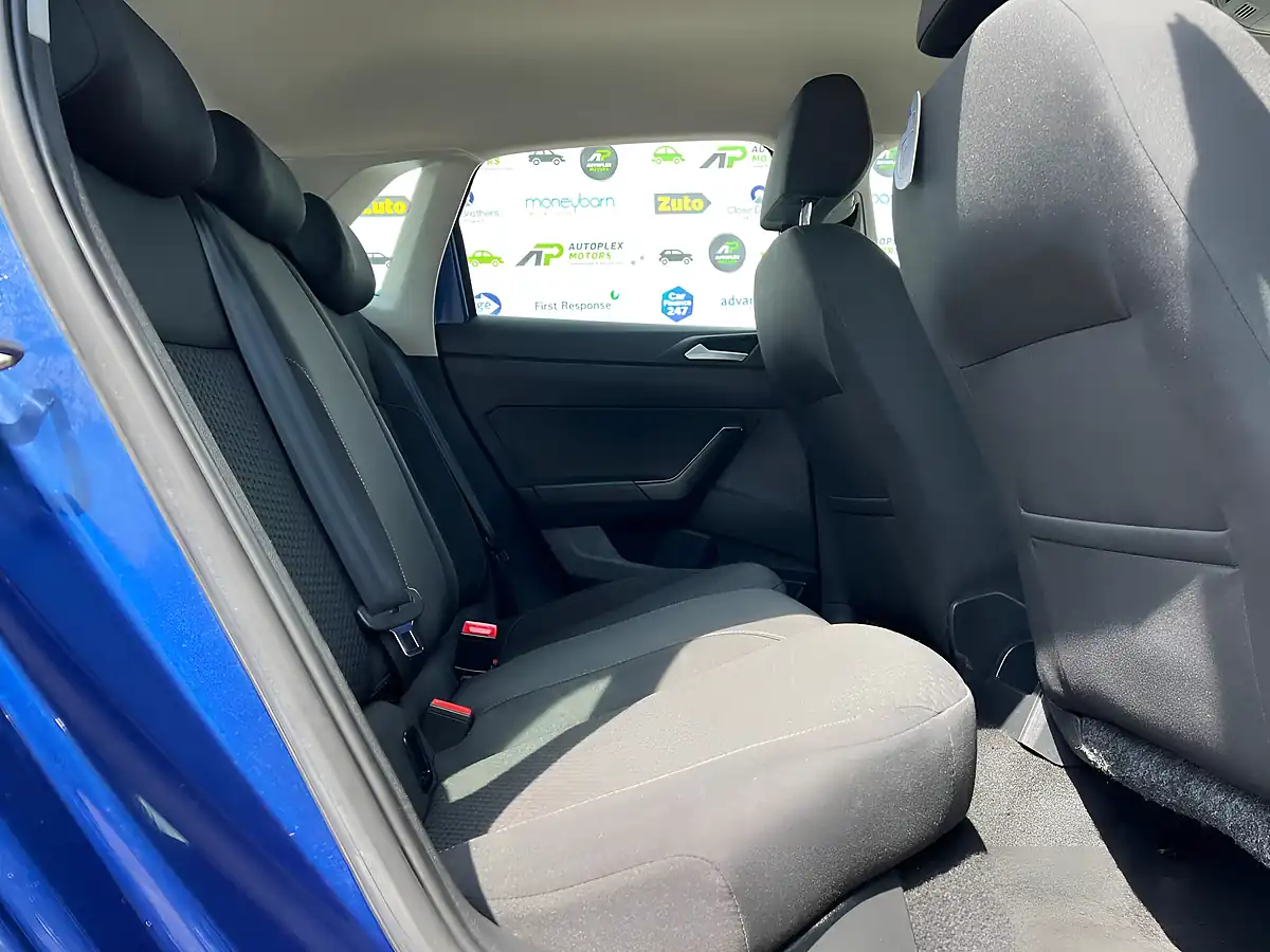 Used 2019 Volkswagen Polo Se Blue - Interior and Exterior details 13