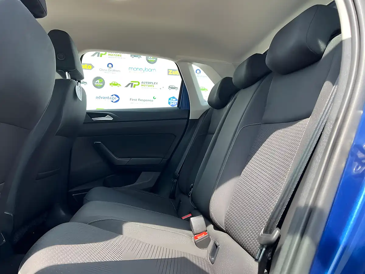 Used 2019 Volkswagen Polo Se Blue - Interior and Exterior details 14
