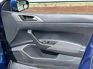 Used 2019 Volkswagen Polo Se Blue - Interior and Exterior details 19