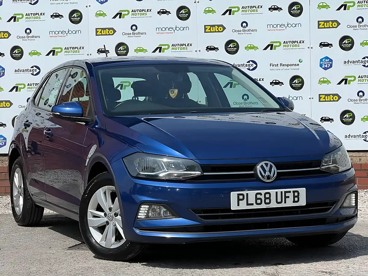 Used 2019 Volkswagen Polo Se Blue - Interior and Exterior details 3