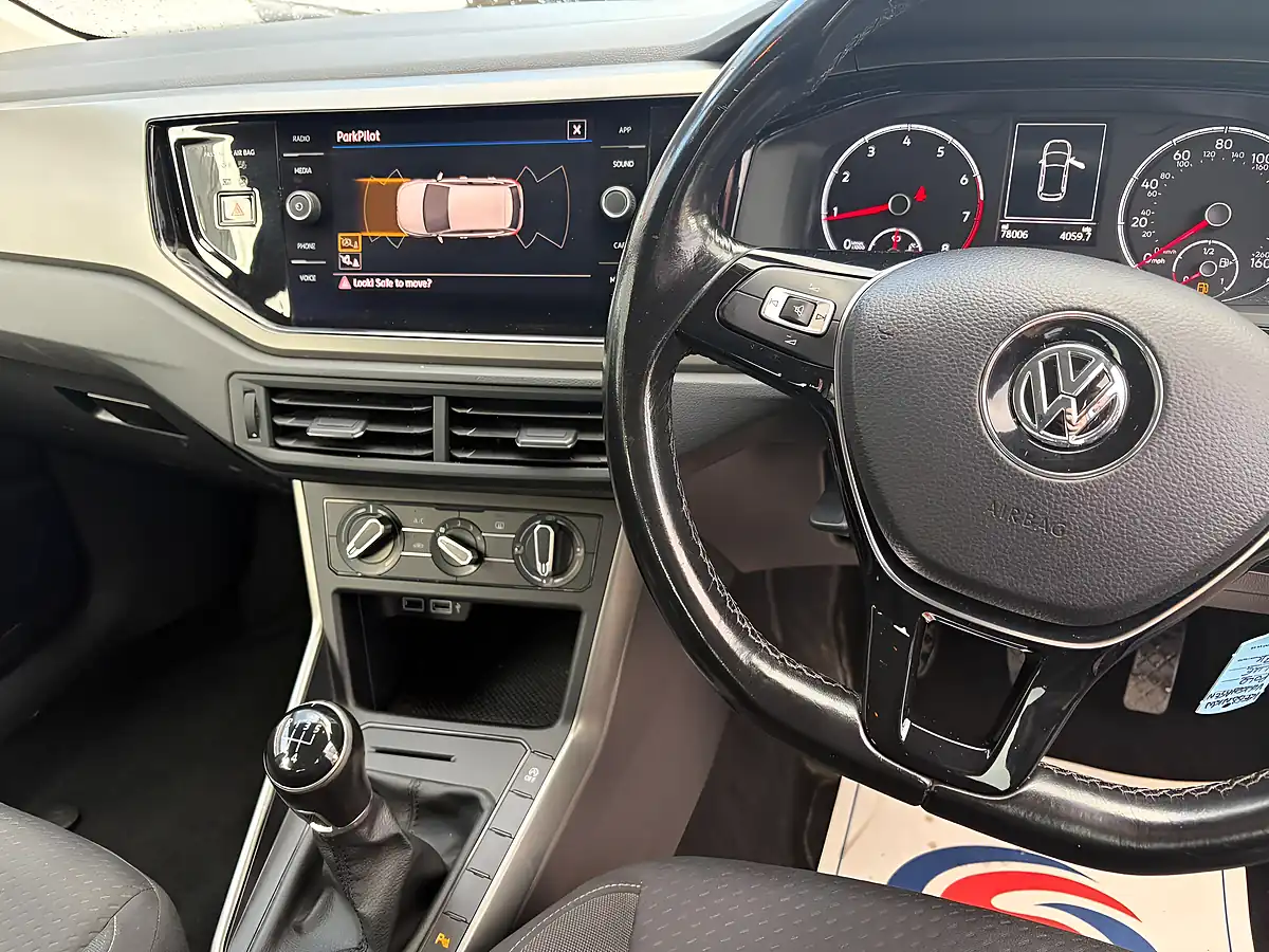 Used 2019 Volkswagen Polo Se Blue - Interior and Exterior details 11