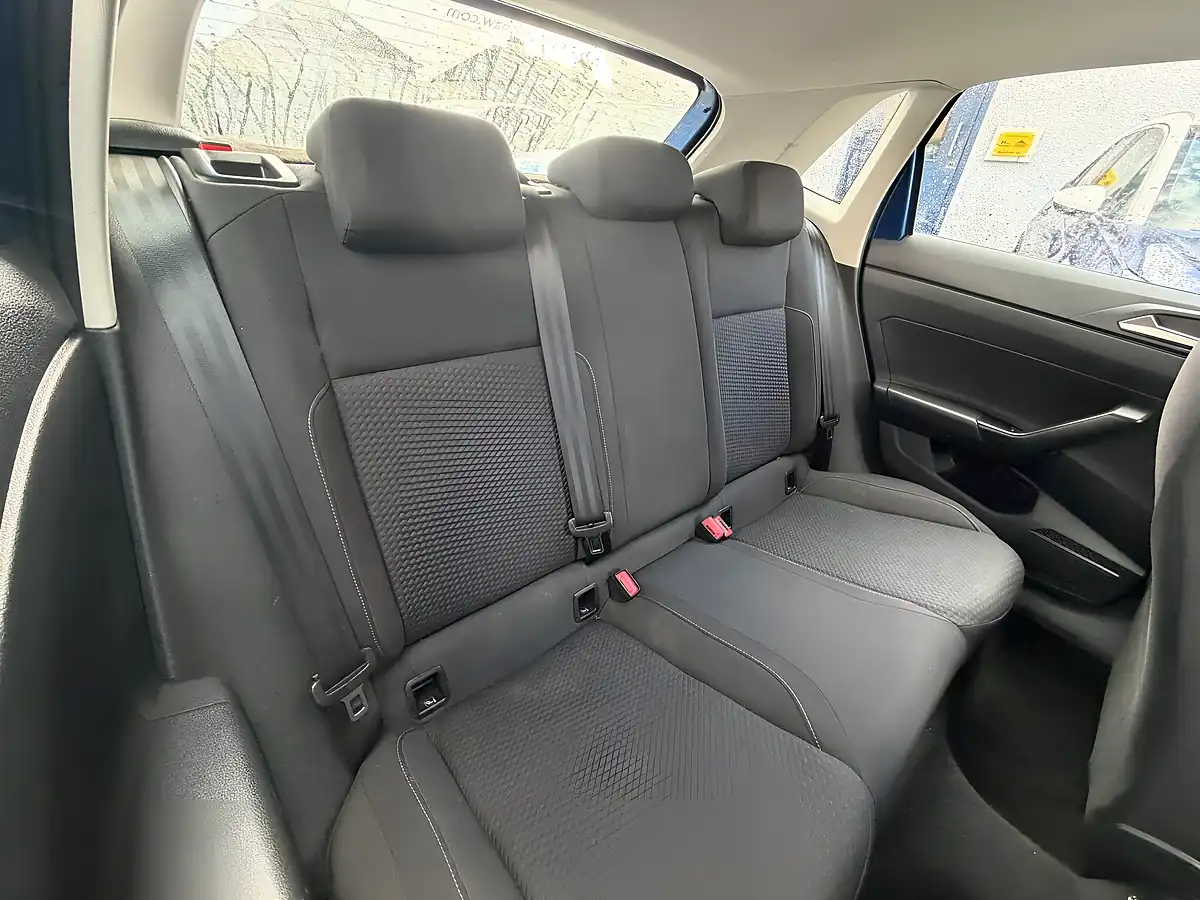 Used 2019 Volkswagen Polo Se Blue - Interior and Exterior details 15