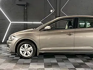 Used 2019 Volkswagen Polo Se Grey - Interior and Exterior details 13