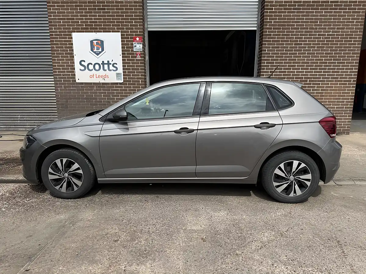 Used 2019 Volkswagen Polo Se Grey - Interior and Exterior details 5