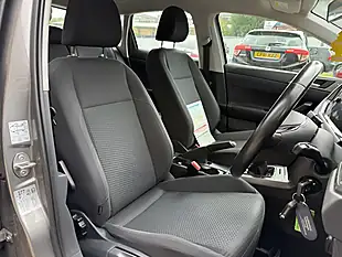 Used 2019 Volkswagen Polo Se Grey - Interior and Exterior details 9