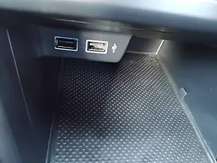 Used 2019 Volkswagen Polo Se Grey - Interior and Exterior details 16