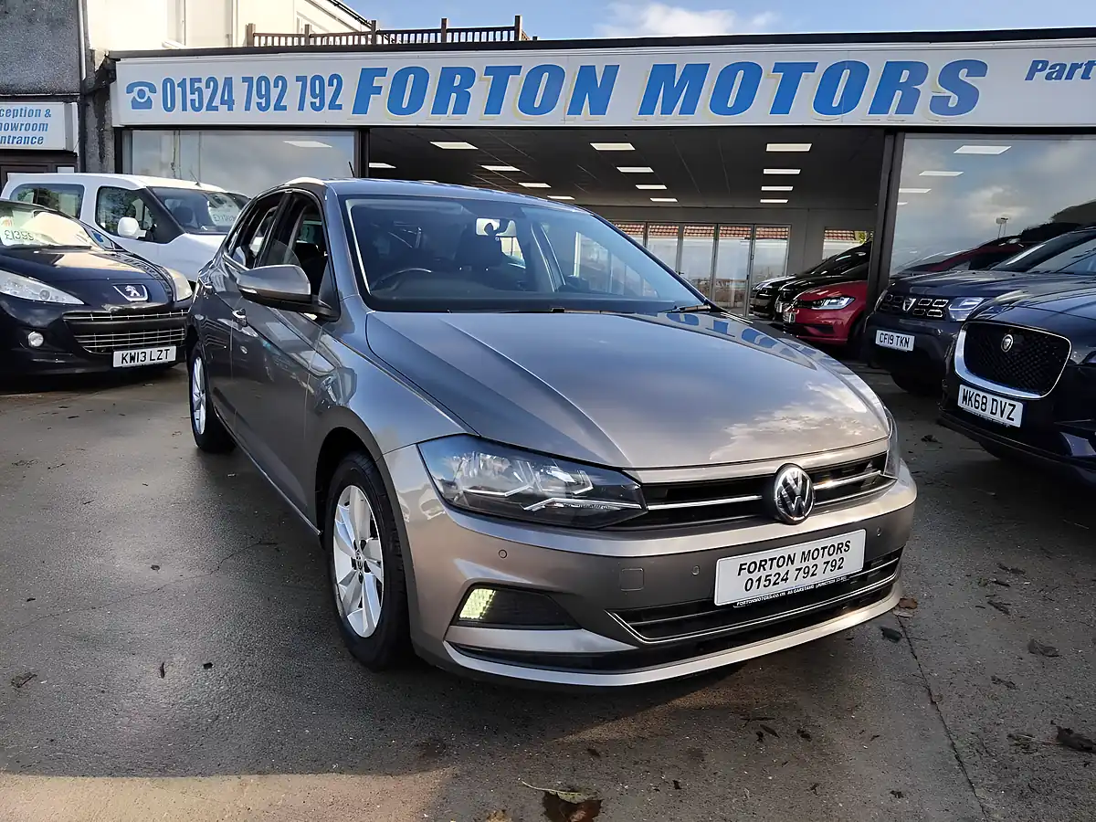 Used 2019 Volkswagen Polo Se Grey - Interior and Exterior details 3