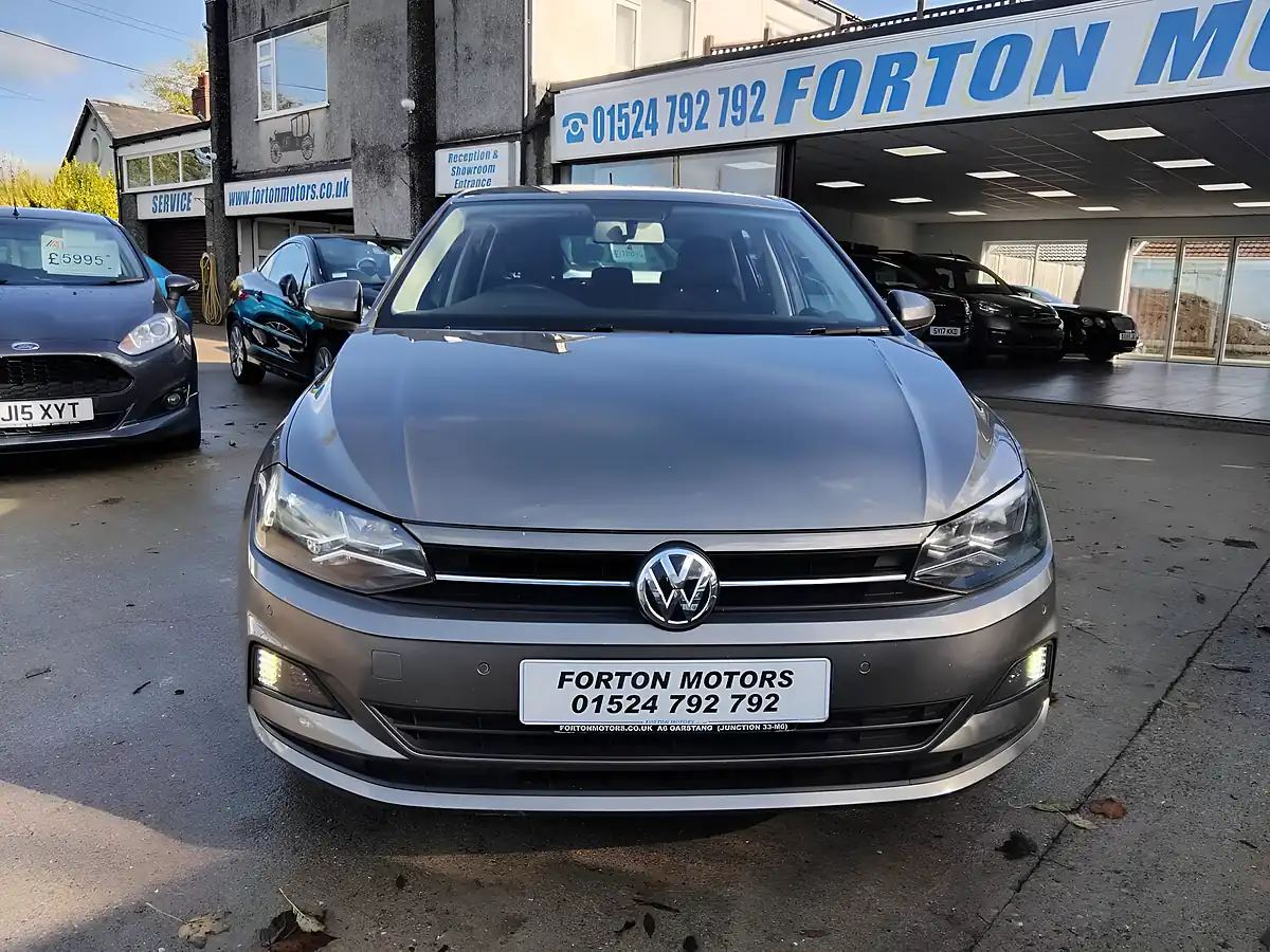Used 2019 Volkswagen Polo Se Grey - Interior and Exterior details 4