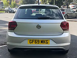 Used 2019 Volkswagen Polo Se - Interior and Exterior details 4