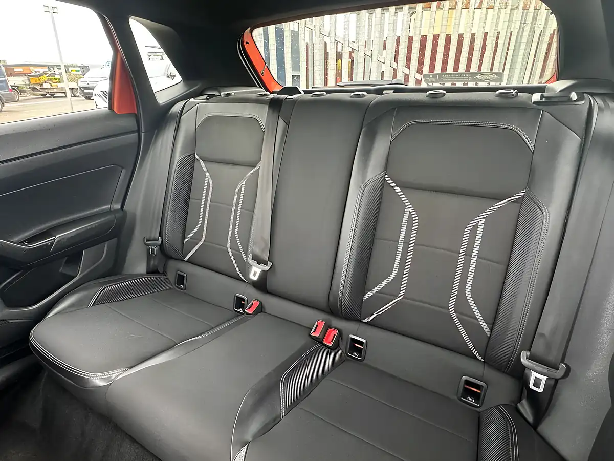 Used 2019 Volkswagen Polo Se Orange - Interior and Exterior details 13