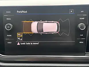 Used 2019 Volkswagen Polo Se Orange - Interior and Exterior details 17