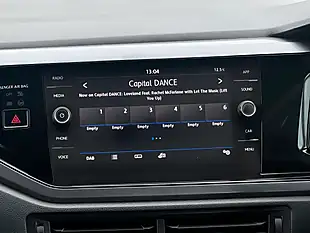 Used 2019 Volkswagen Polo Se Orange - Interior and Exterior details 18