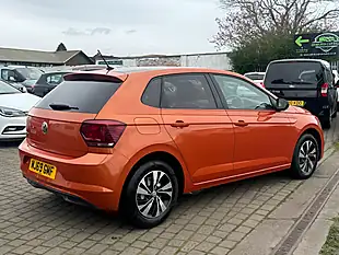 Used 2019 Volkswagen Polo Se Orange - Interior and Exterior details 4