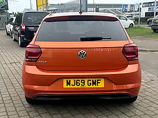 Used 2019 Volkswagen Polo Se Orange - Interior and Exterior details 5