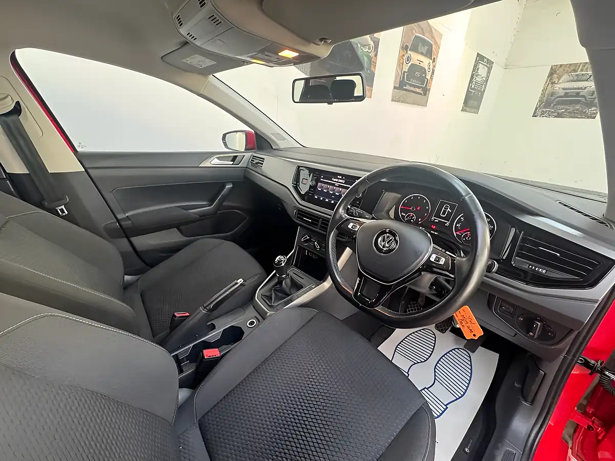 Used 2019 Volkswagen Polo Se Red - Interior and Exterior details 10