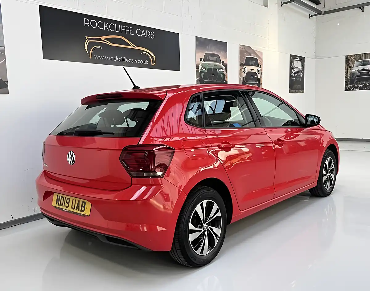 Used 2019 Volkswagen Polo Se Red - Interior and Exterior details 19