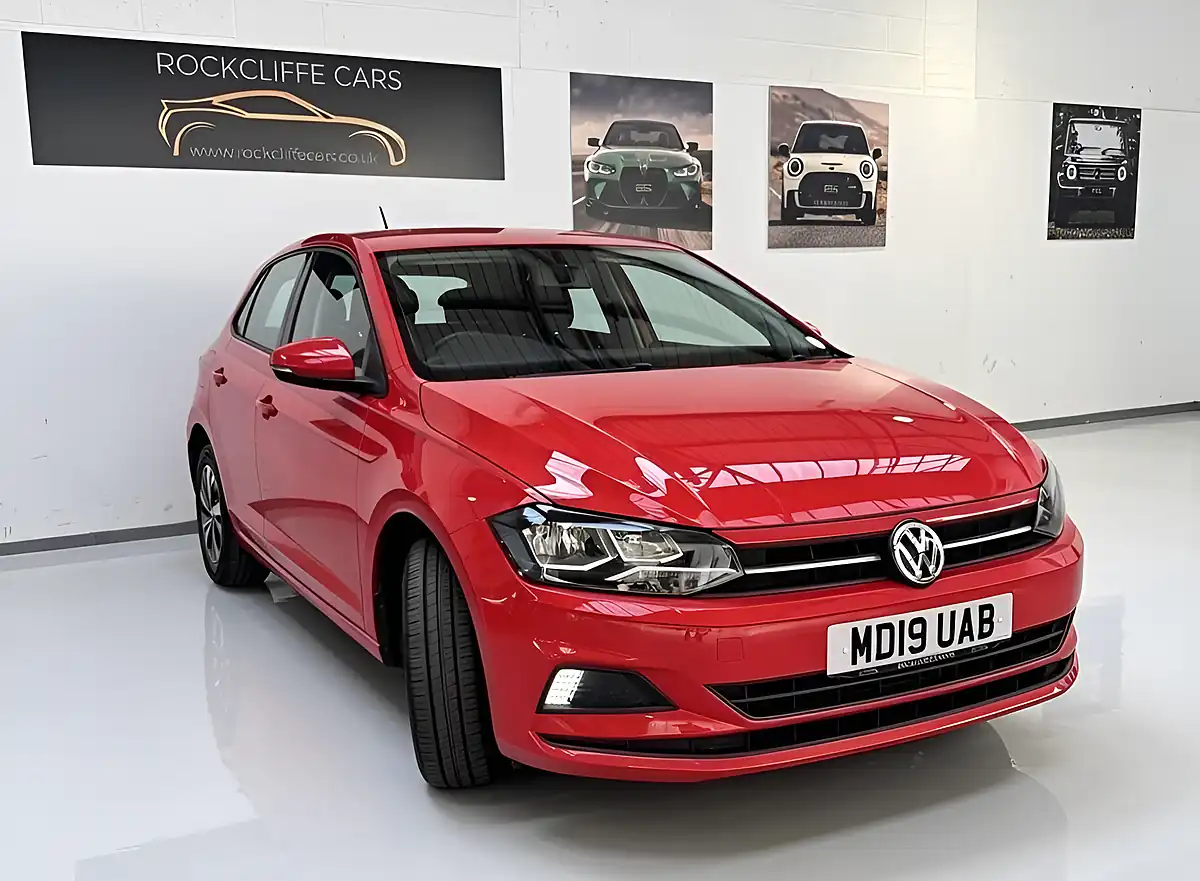 Used 2019 Volkswagen Polo Se Red - Interior and Exterior details 20