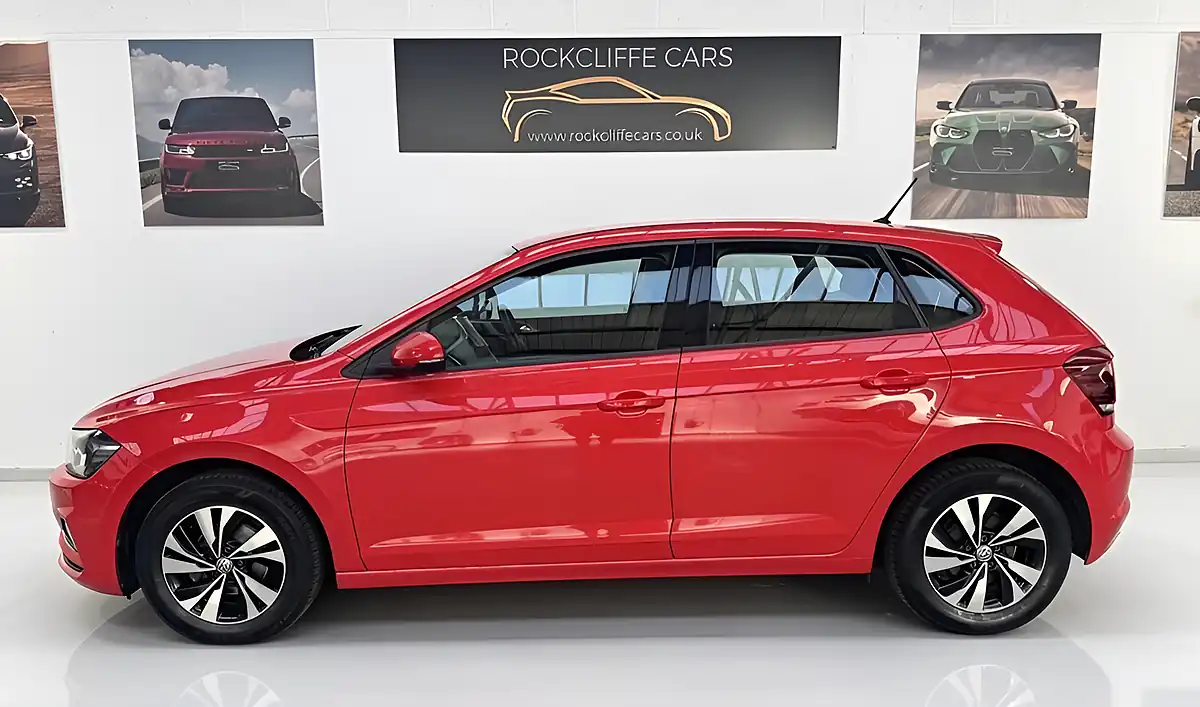 Used 2019 Volkswagen Polo Se Red - Interior and Exterior details 3