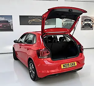 Used 2019 Volkswagen Polo Se Red - Interior and Exterior details 5