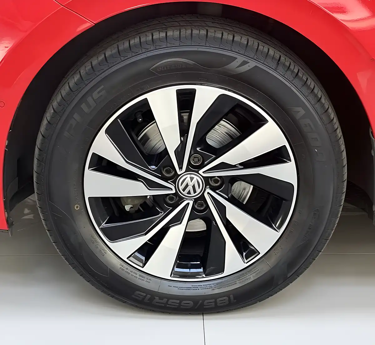 Used 2019 Volkswagen Polo Se Red - Interior and Exterior details 6