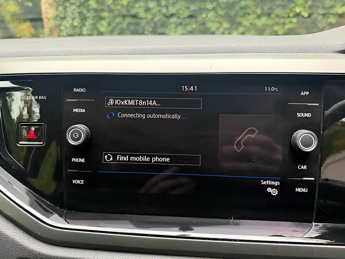 Used 2019 Volkswagen Polo Se Red - Interior and Exterior details 13