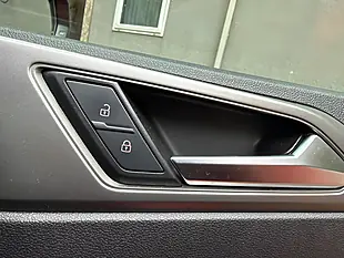 Used 2019 Volkswagen Polo Se Red - Interior and Exterior details 14