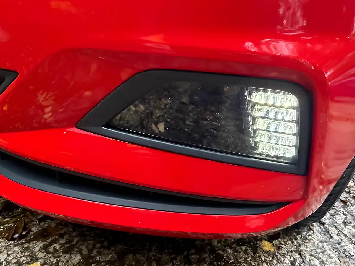 Used 2019 Volkswagen Polo Se Red - Interior and Exterior details 19