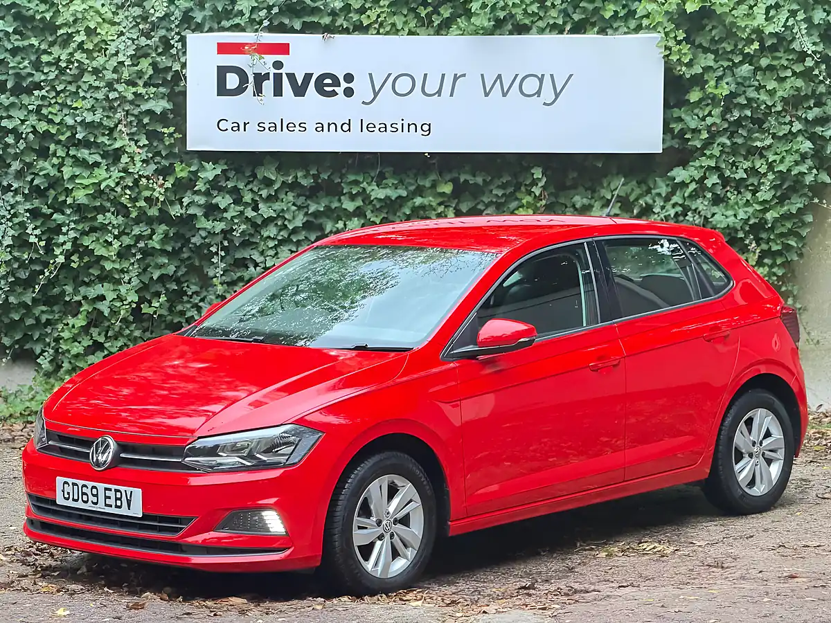 Used 2019 Volkswagen Polo Se Red - Interior and Exterior details 3