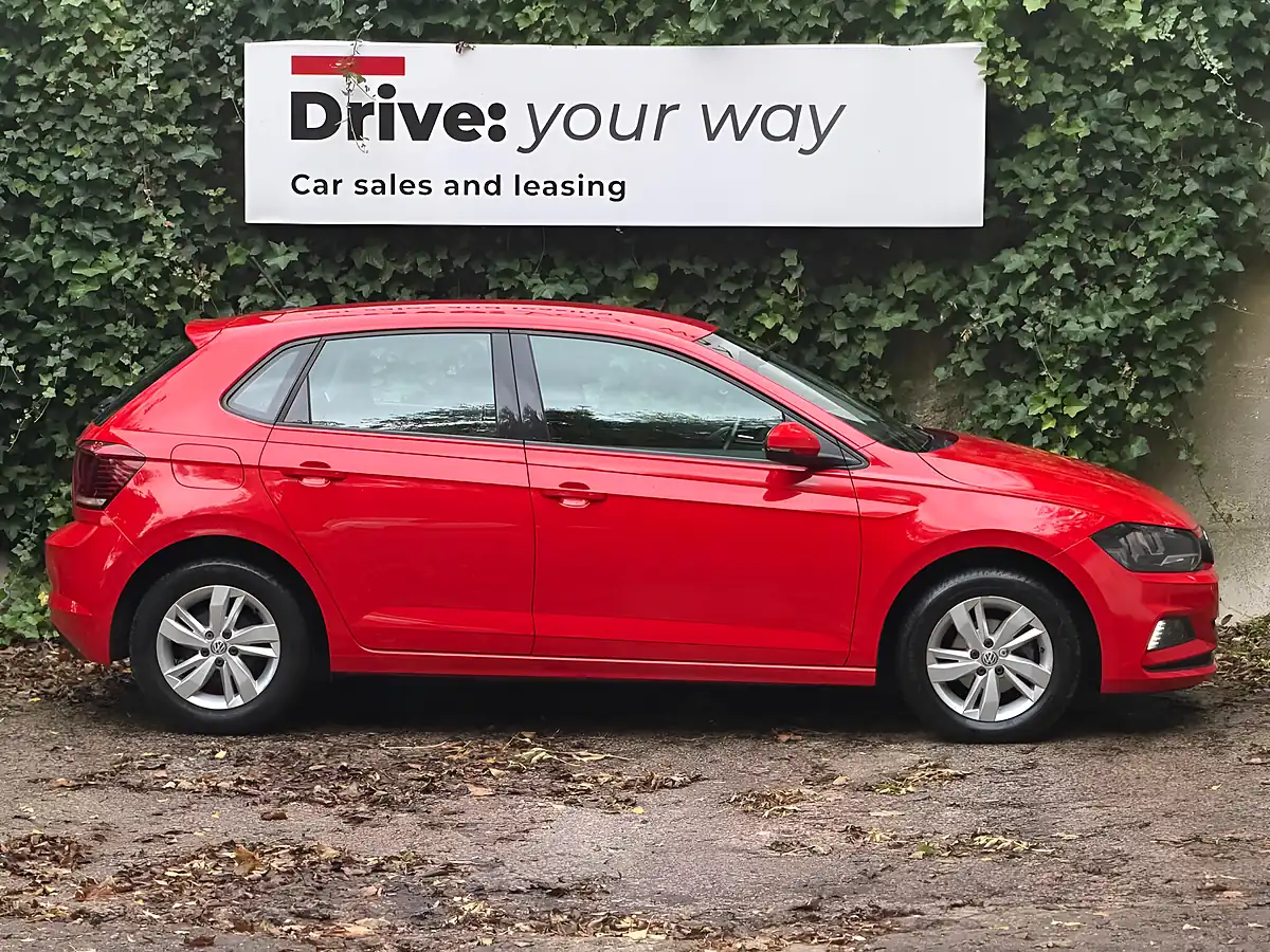 Used 2019 Volkswagen Polo Se Red - Interior and Exterior details 9
