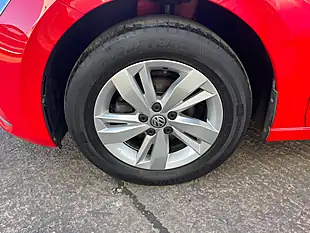 Used 2019 Volkswagen Polo Se Red - Interior and Exterior details 3