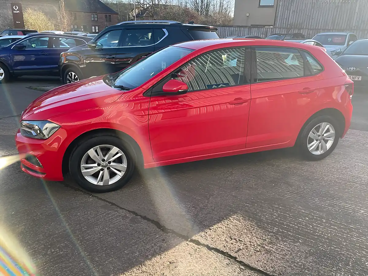 Used 2019 Volkswagen Polo Se Red - Interior and Exterior details 5