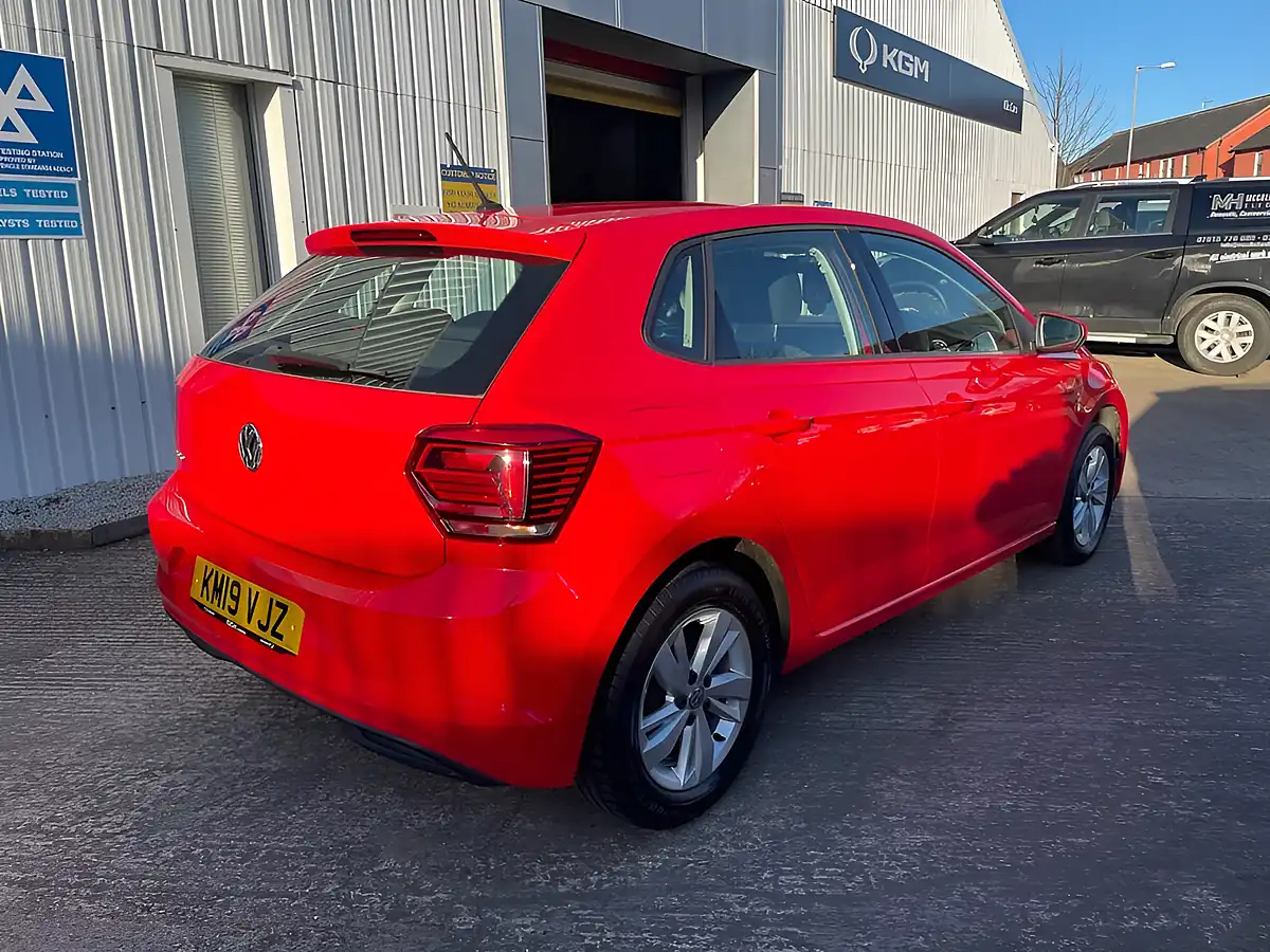 Used 2019 Volkswagen Polo Se Red - Interior and Exterior details 8