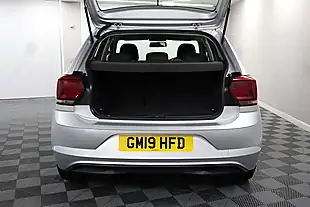 Used 2019 Volkswagen Polo Se Silver - Interior and Exterior details 13
