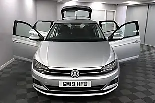 Used 2019 Volkswagen Polo Se Silver - Interior and Exterior details 6