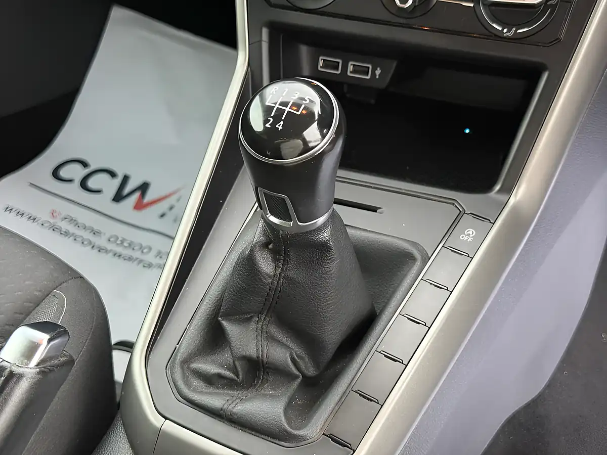 Used 2019 Volkswagen Polo Se Silver - Interior and Exterior details 16