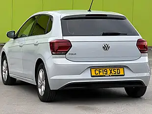 Used 2019 Volkswagen Polo Se Silver - Interior and Exterior details 5