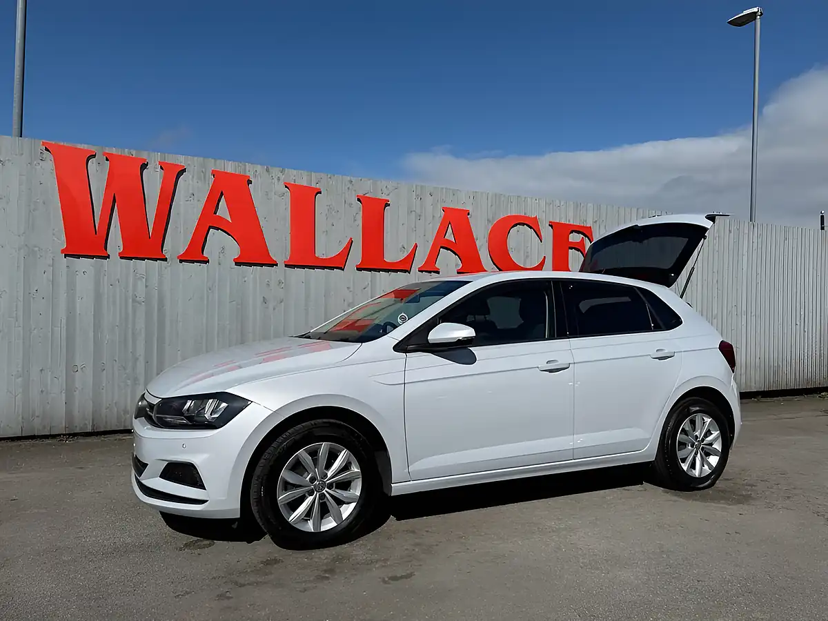 Used 2019 Volkswagen Polo Se Silver - Interior and Exterior details 10