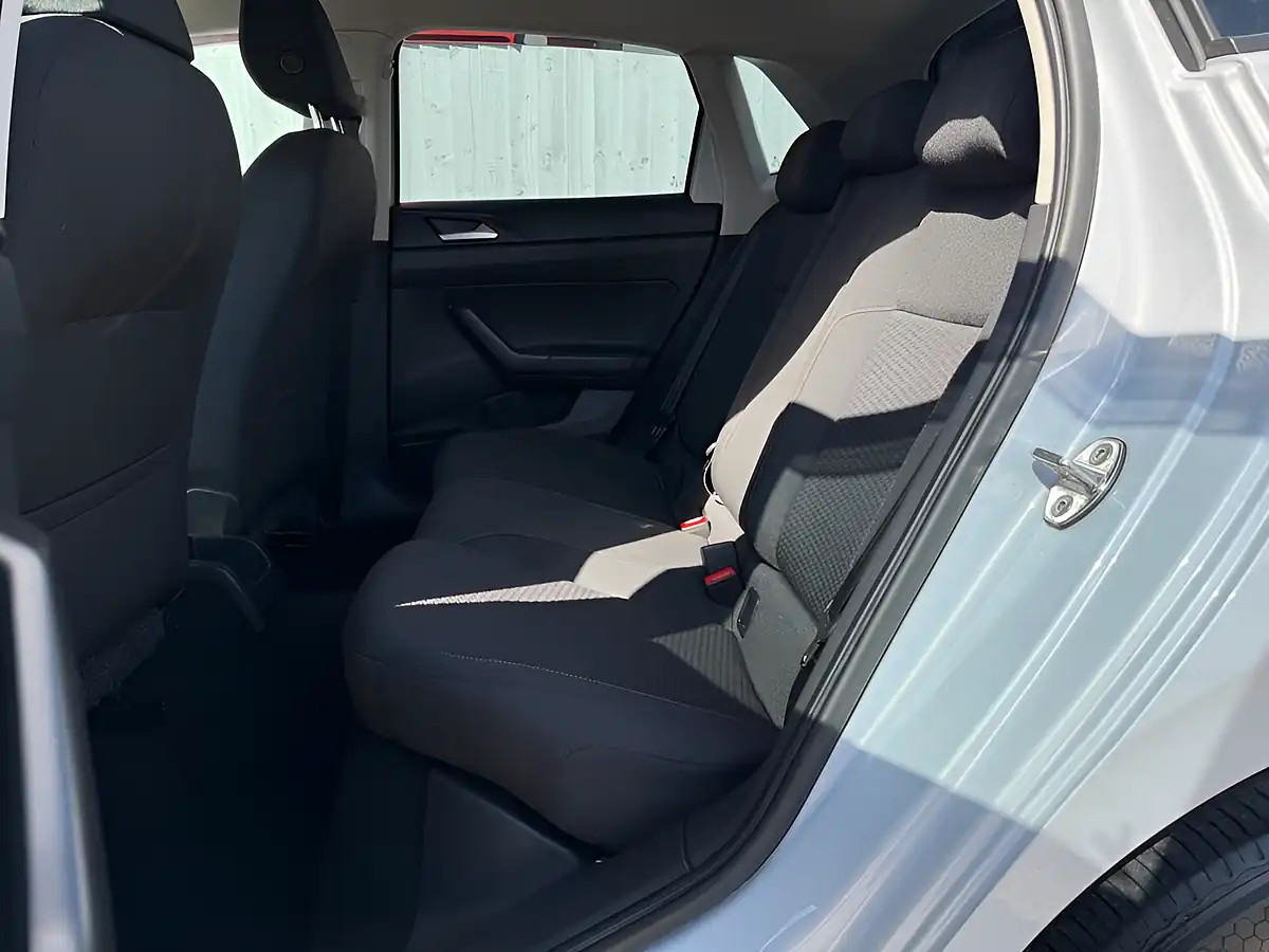 Used 2019 Volkswagen Polo Se Silver - Interior and Exterior details 14