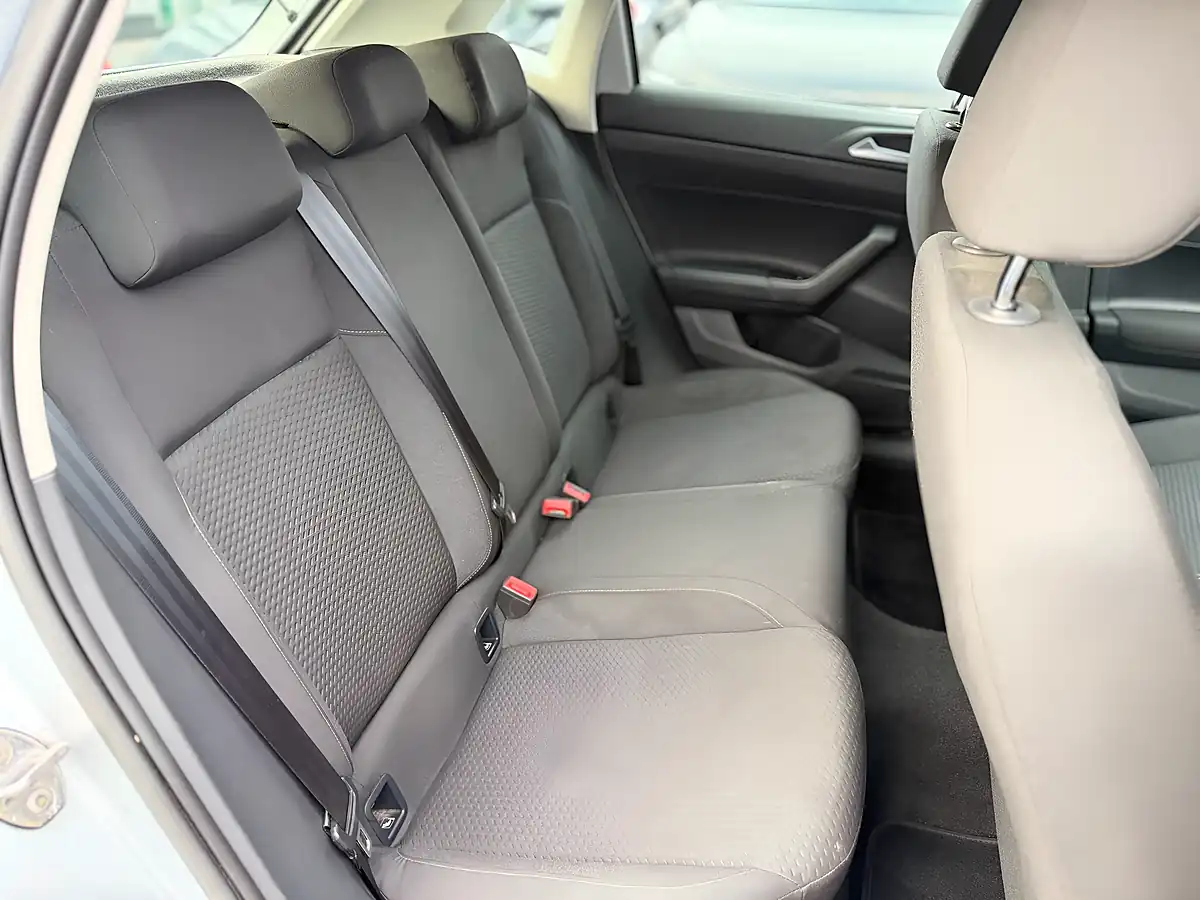 Used 2019 Volkswagen Polo Se Silver - Interior and Exterior details 13