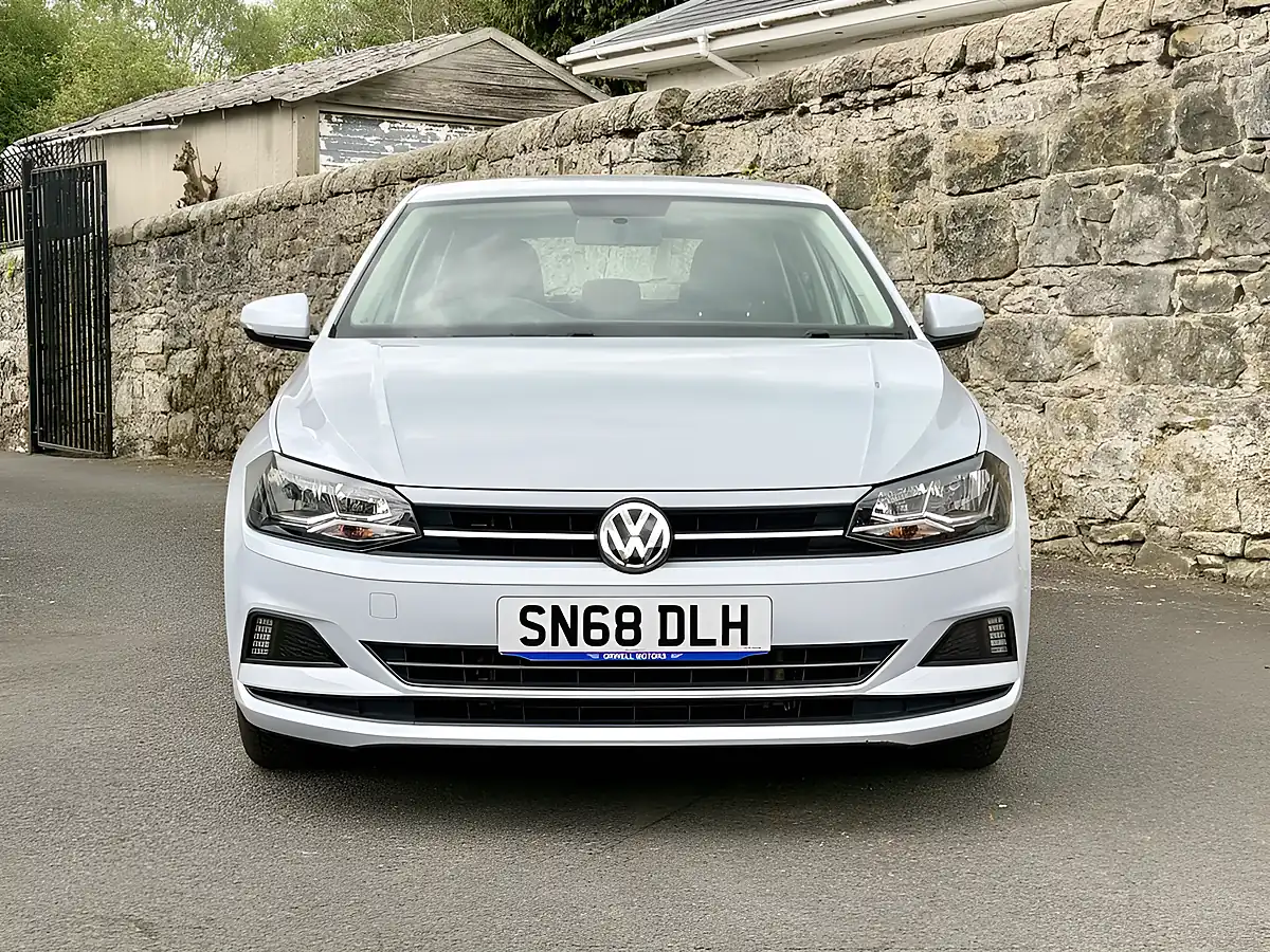 Used 2019 Volkswagen Polo Se Silver - Interior and Exterior details 2