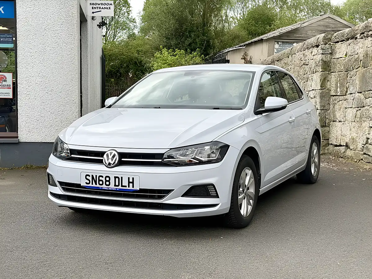 Used 2019 Volkswagen Polo Se Silver - Interior and Exterior details 20