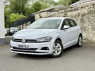 Used 2019 Volkswagen Polo Se Silver - Interior and Exterior details 4