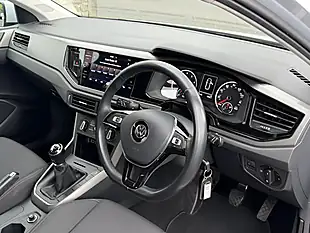 Used 2019 Volkswagen Polo Se Silver - Interior and Exterior details 6
